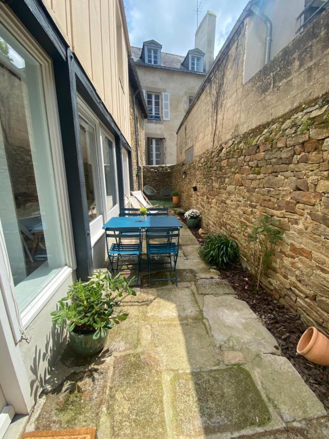 Ty Guenhael Petite Maisonnette Avec Exterieur Intra-Muros Proche Port De Vannes Exteriör bild